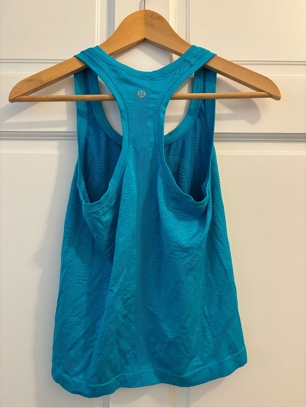 Lululemon Swiftly Tech Racerback Race Length Size 4 - Picture 2 of 4